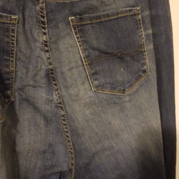 Jeans - Picture 3 of 4